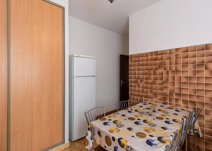 Dami I-1 By Interhome